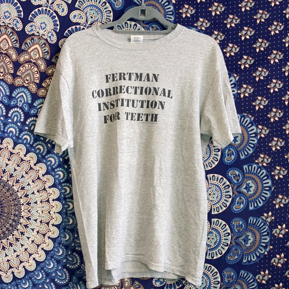 Short sleeve shirt